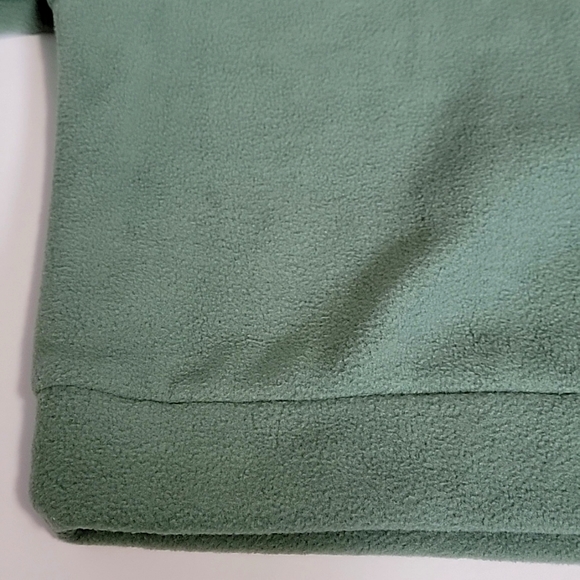 GAP KIDS  GREEN  SWEATER/  XS (4-5). - Picture 7 of 8